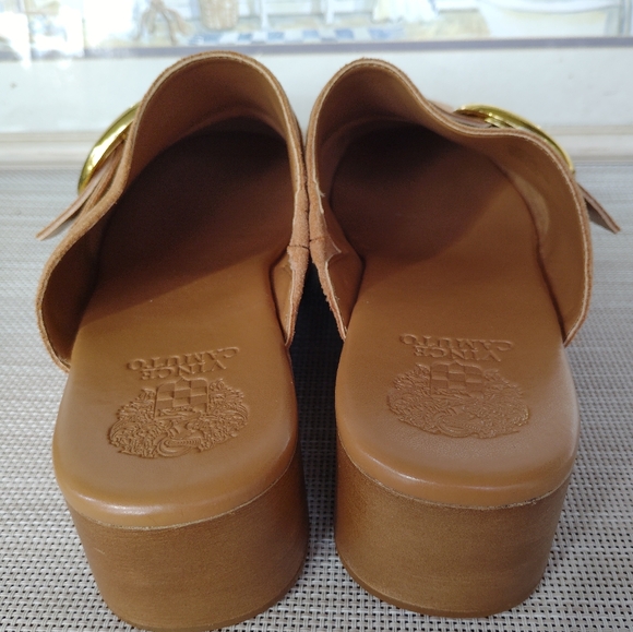 Vince Camuto "Canzenee" Cognac Brown Suede Mule Clogs. Size 10M. Gorgeous Clogs. - Picture 7 of 9
